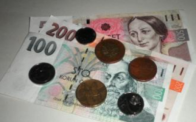 czk-_coins_and_banknotes.jpg