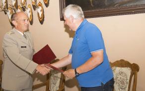 Ředitel plk. Petr Holý a předseda klubu Ing. Petr Klimpl