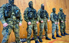 vojaci_si_pripravili_ukazku_boje_zblizka.jpg