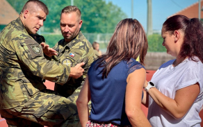 zaklady_sebeobrany_nacvicovaly_nejen_deti_ale_i_pani_ucitelky_1.jpg